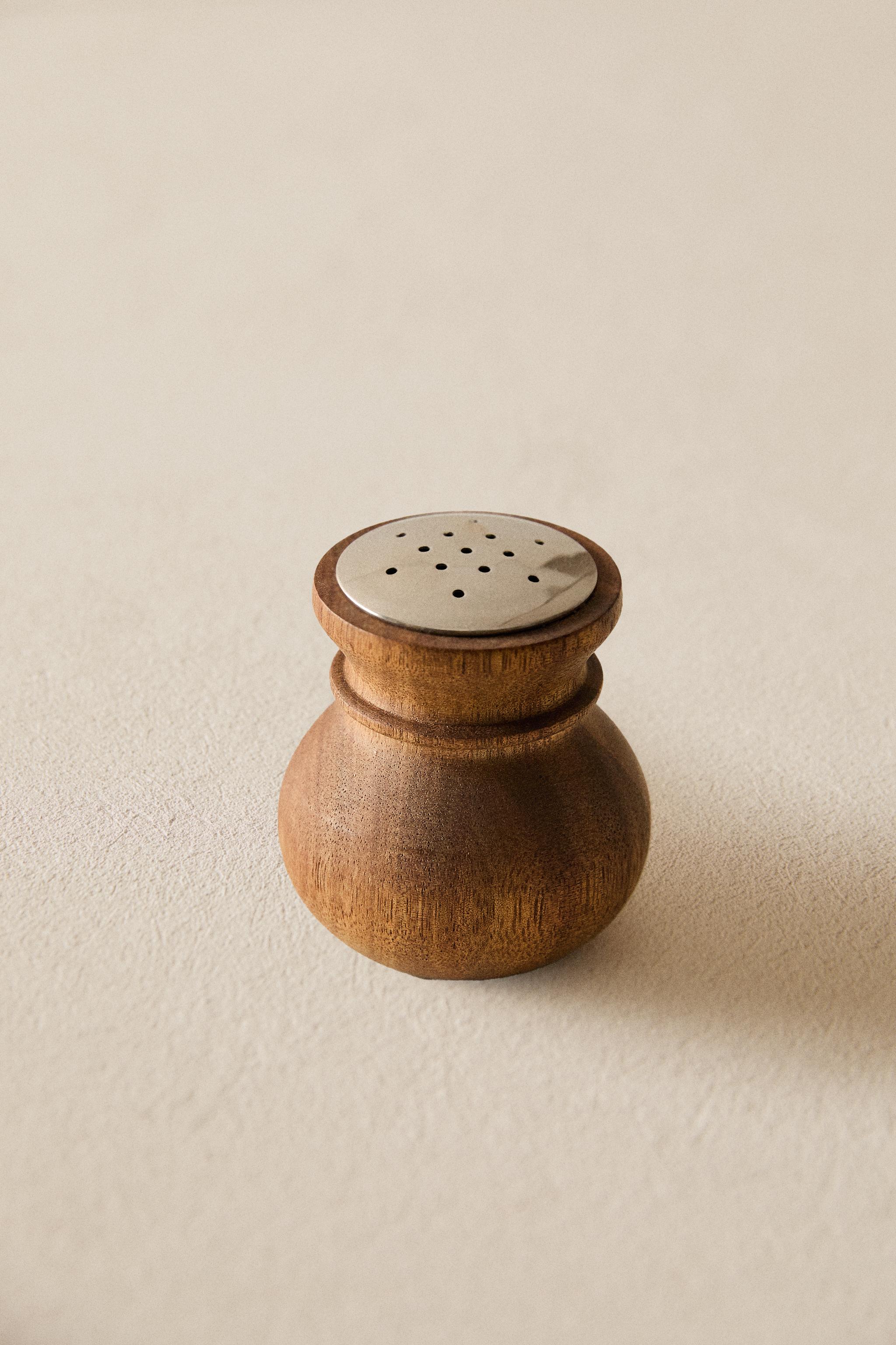 WOODEN SALT SHAKER